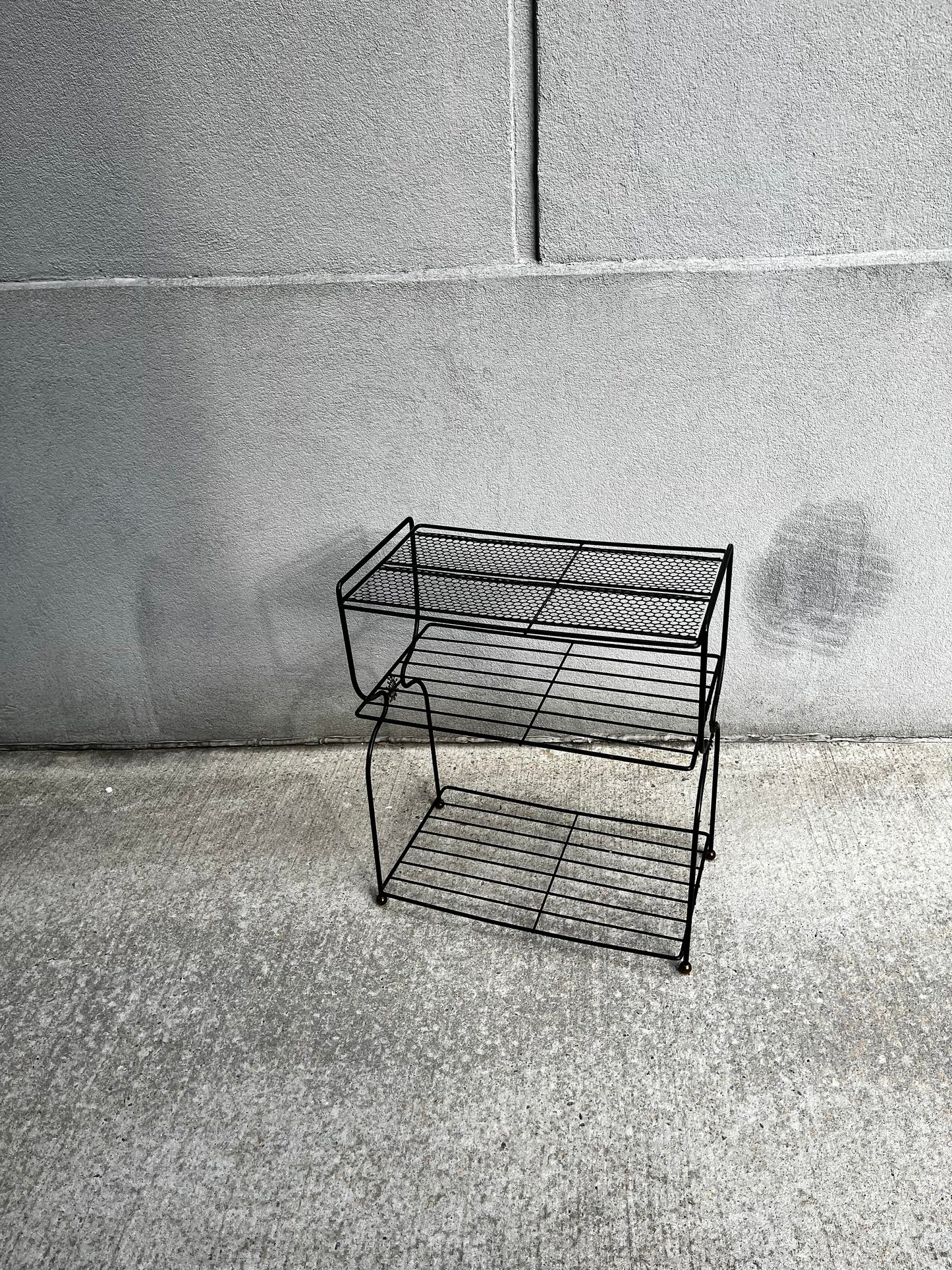 Black Metal LP Rack/ Plant Stand
