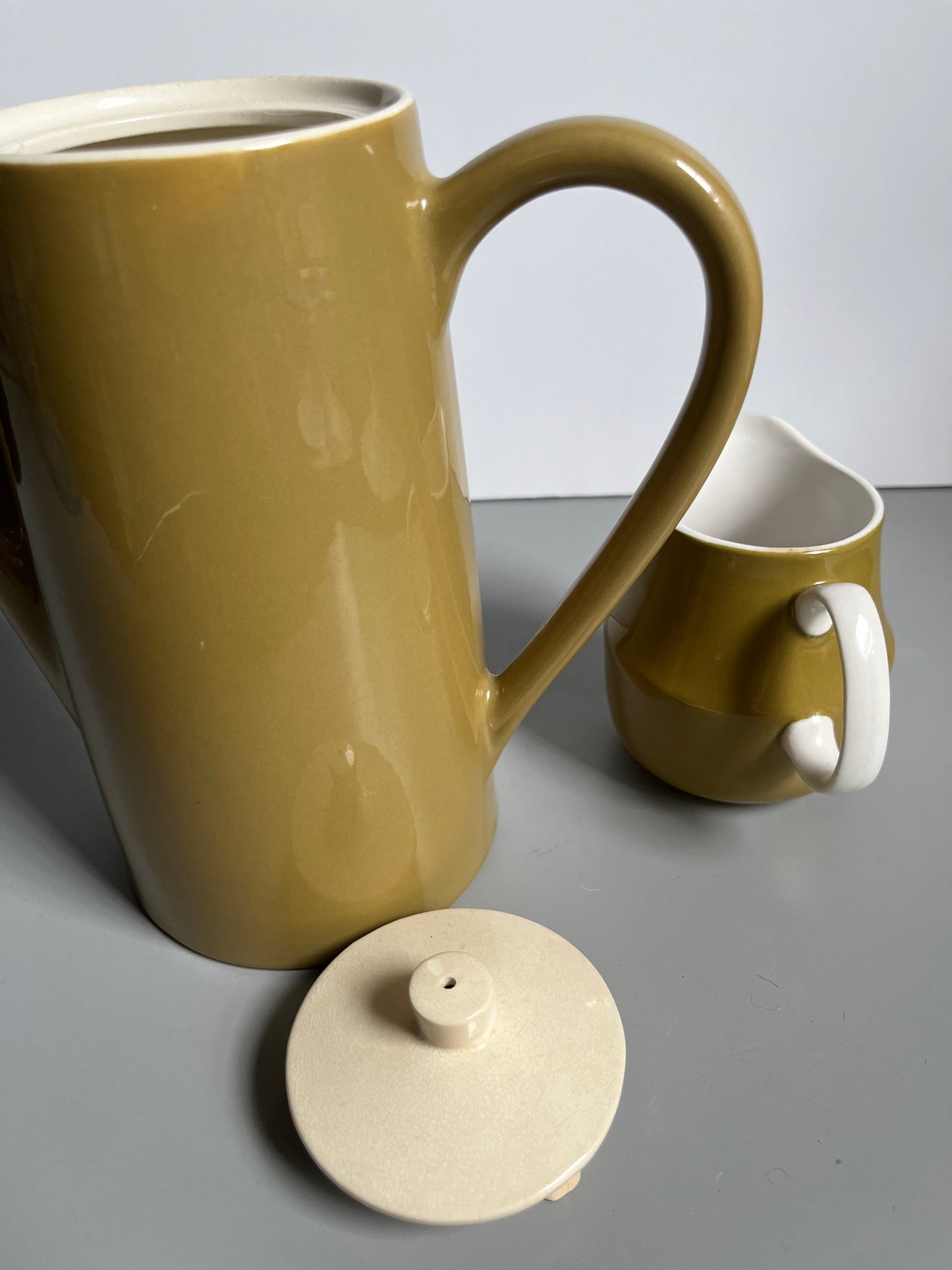 Ceramic Coffee Pot + Bonus Creamer