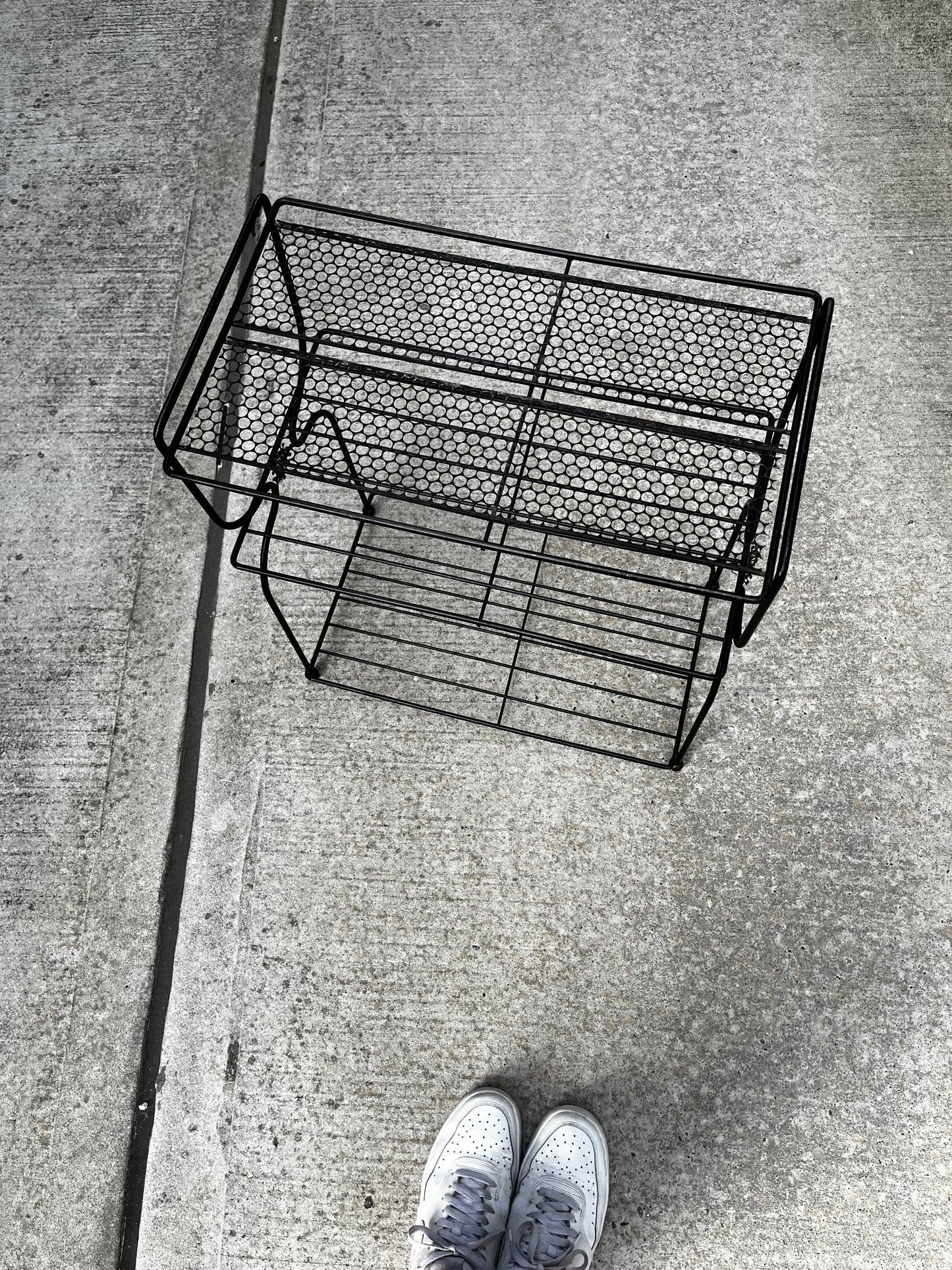 Black Metal LP Rack/ Plant Stand