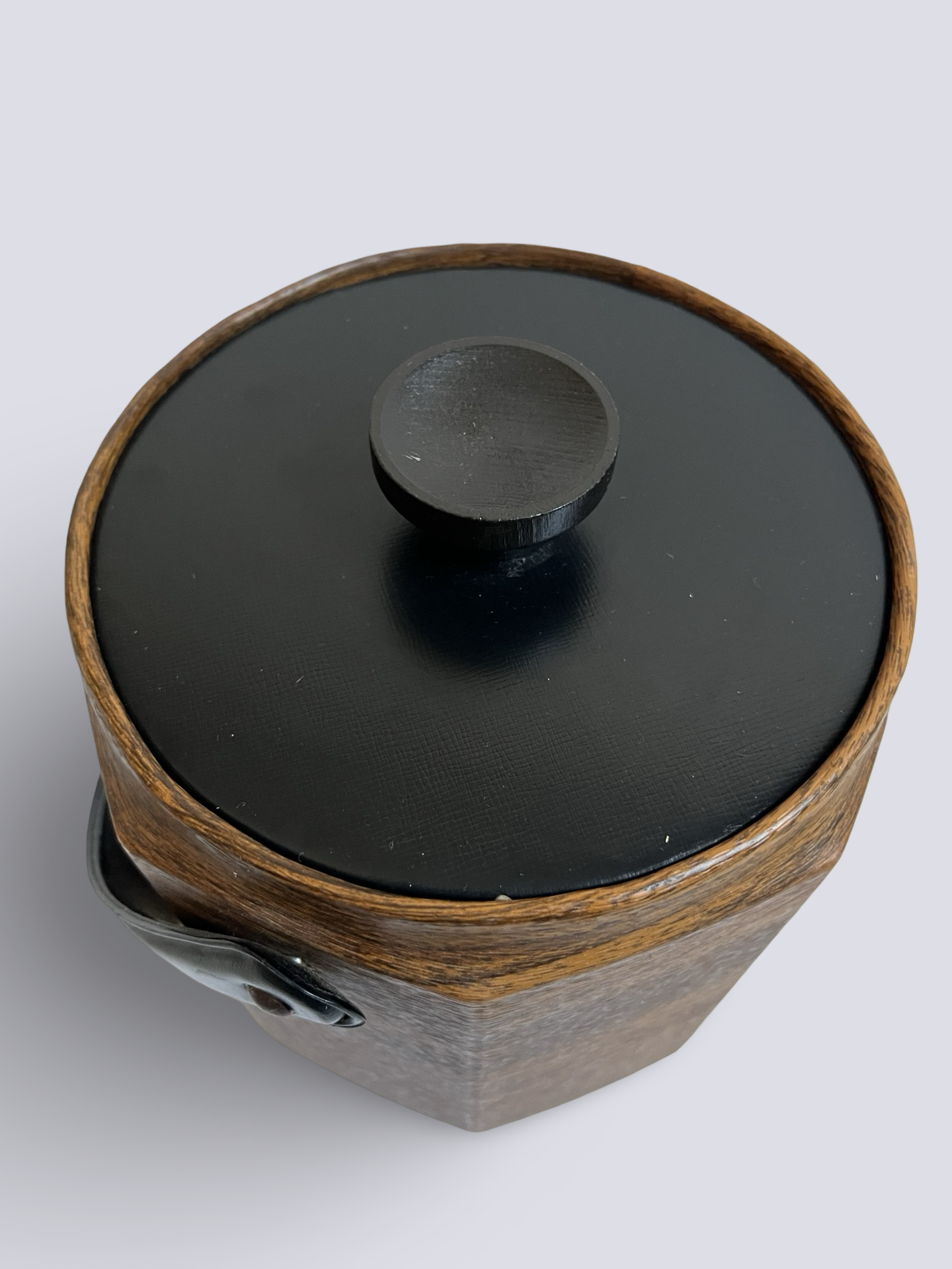 Vinyl Woodgrain Ice Bucket