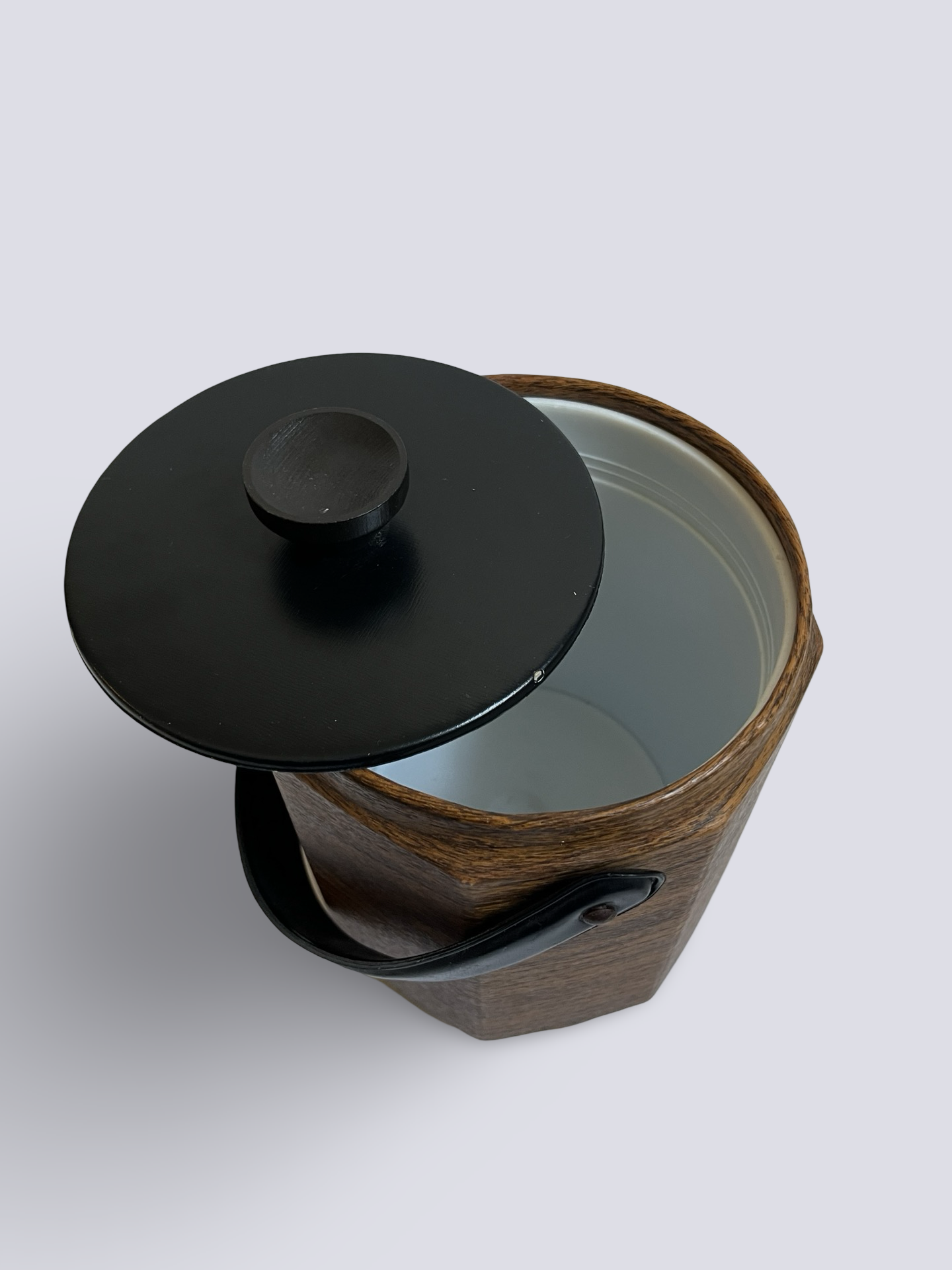 Vinyl Woodgrain Ice Bucket