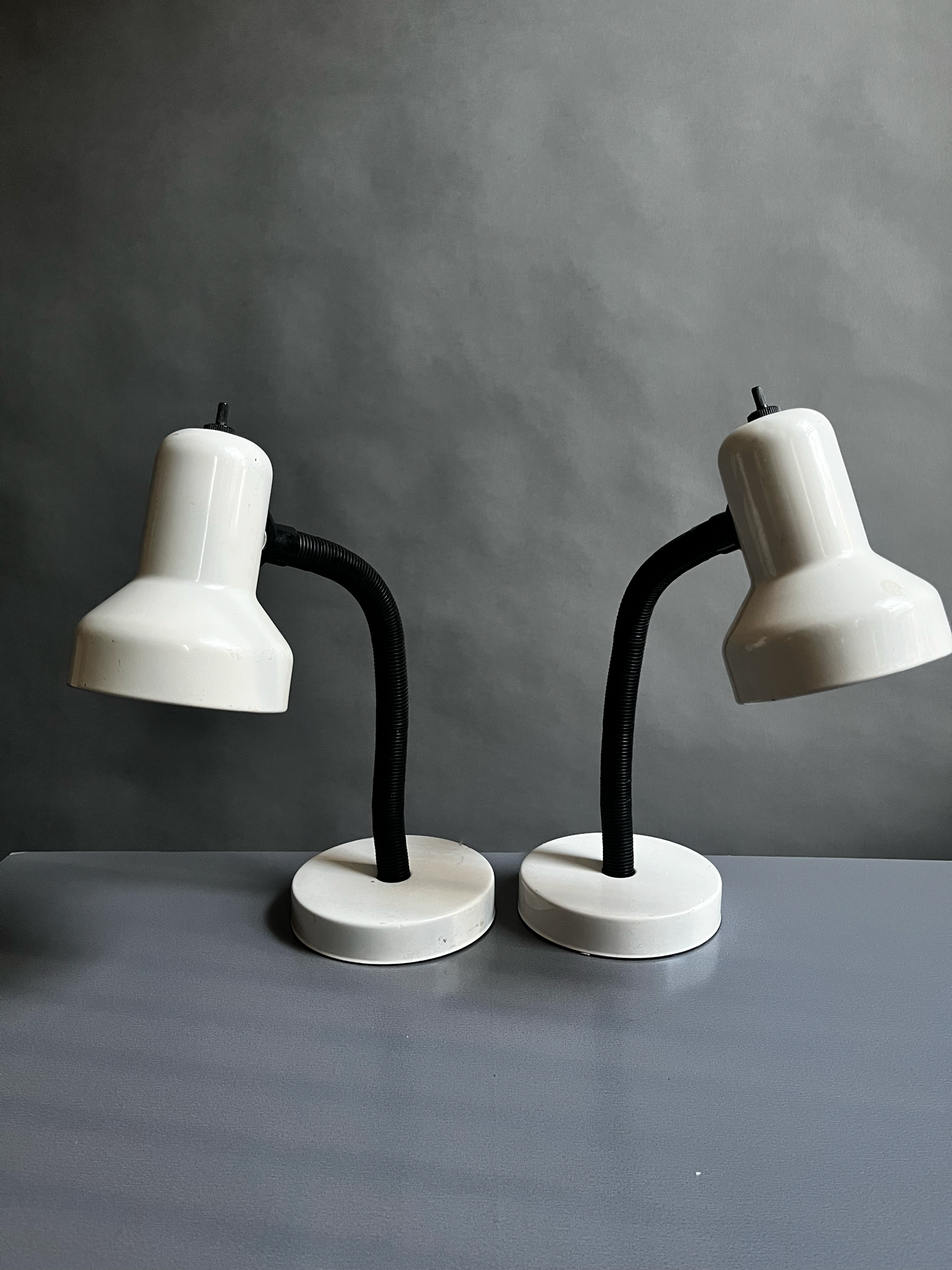 1980s White Gooseneck Lamp | MCM Revival Lighting