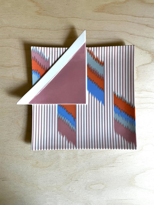 Mikasa Color Vibrations Pink Geometric Plate