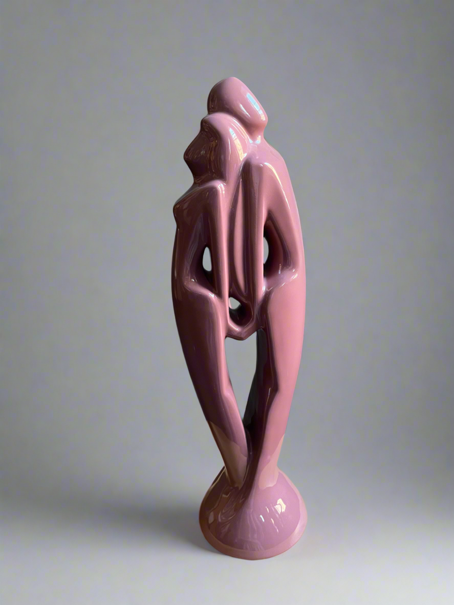 Haeger Mauve Lovers Statue