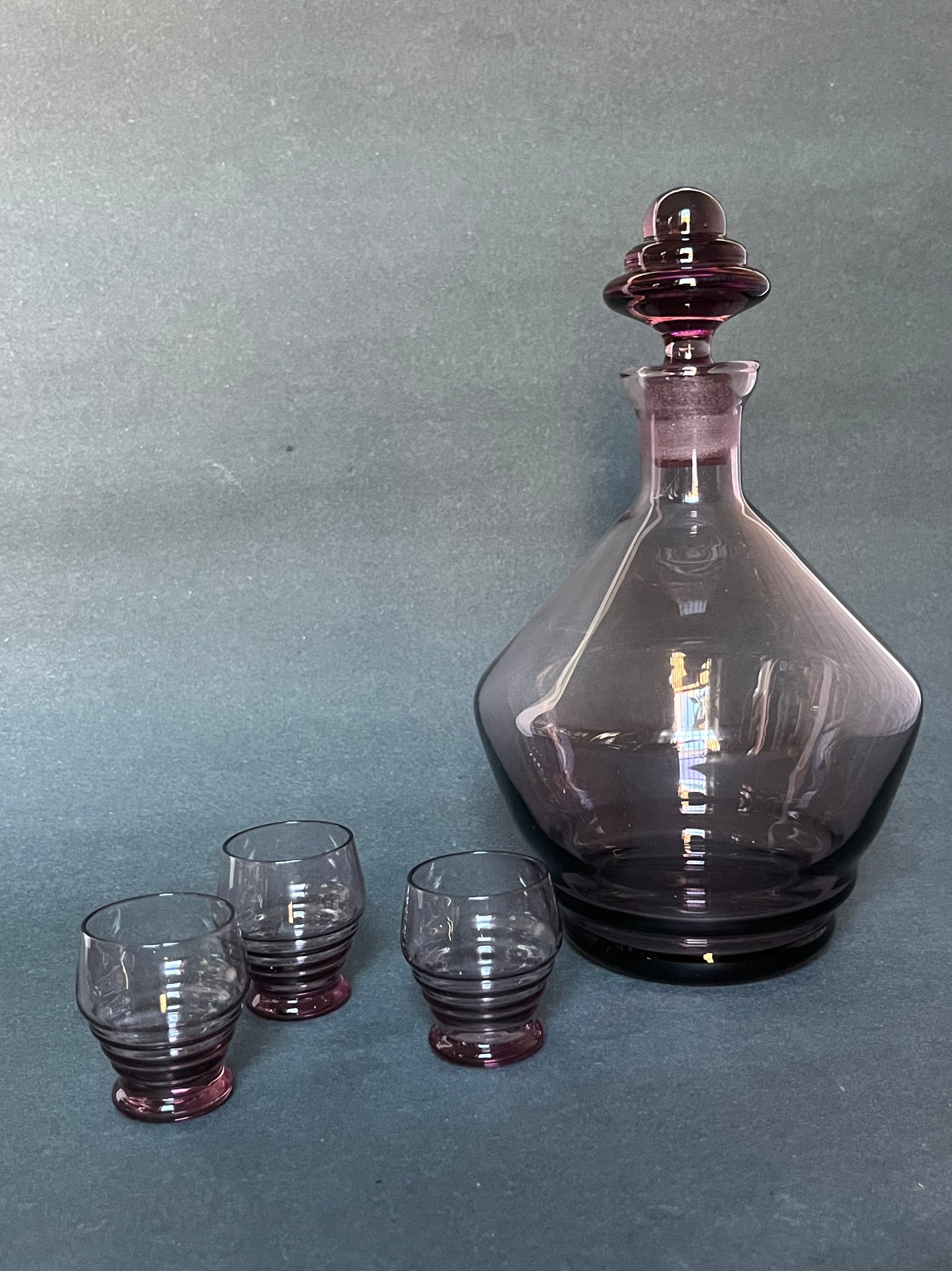 Amethyst Glass Decanter + 3 Shot Glasses