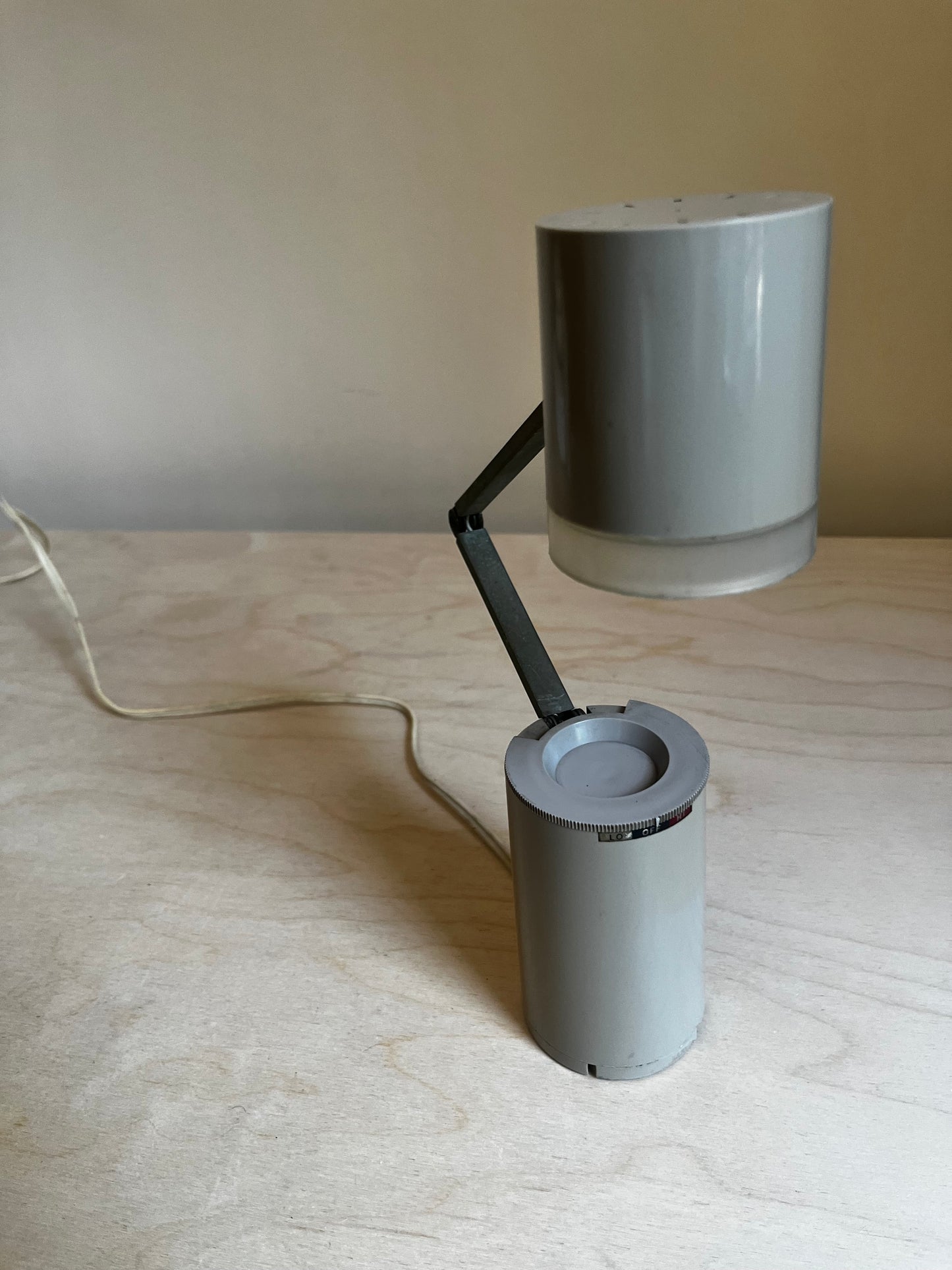 Lloyd-Lamp Model 5E40 Adjustable Task Lamp | Made in Japan