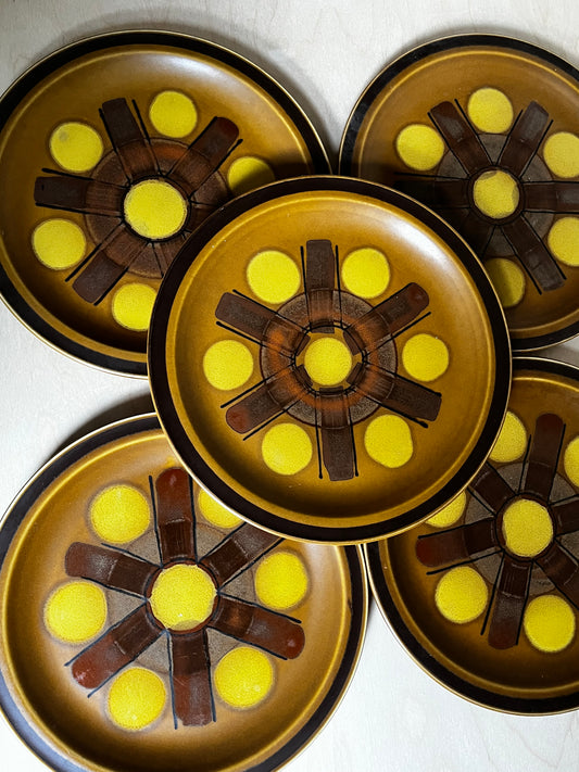 1970s Luna Roc Windmill Stoneware Dinner Plates | Set of 5 | Made in Japan, MCM Mustard Brown Dinnerware