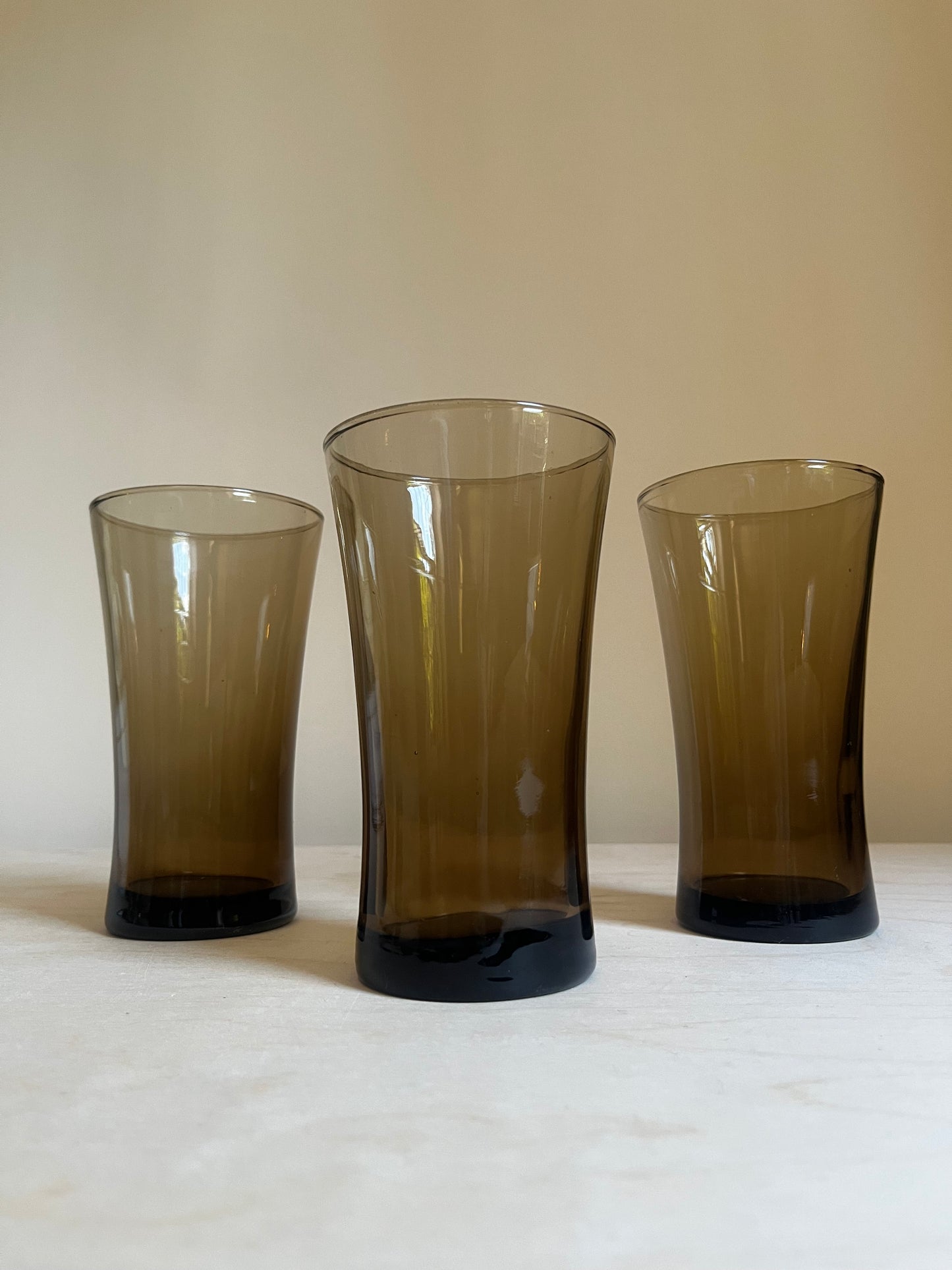 1970s Smoky Brown Hourglass Highball Glasses | Set of 3
