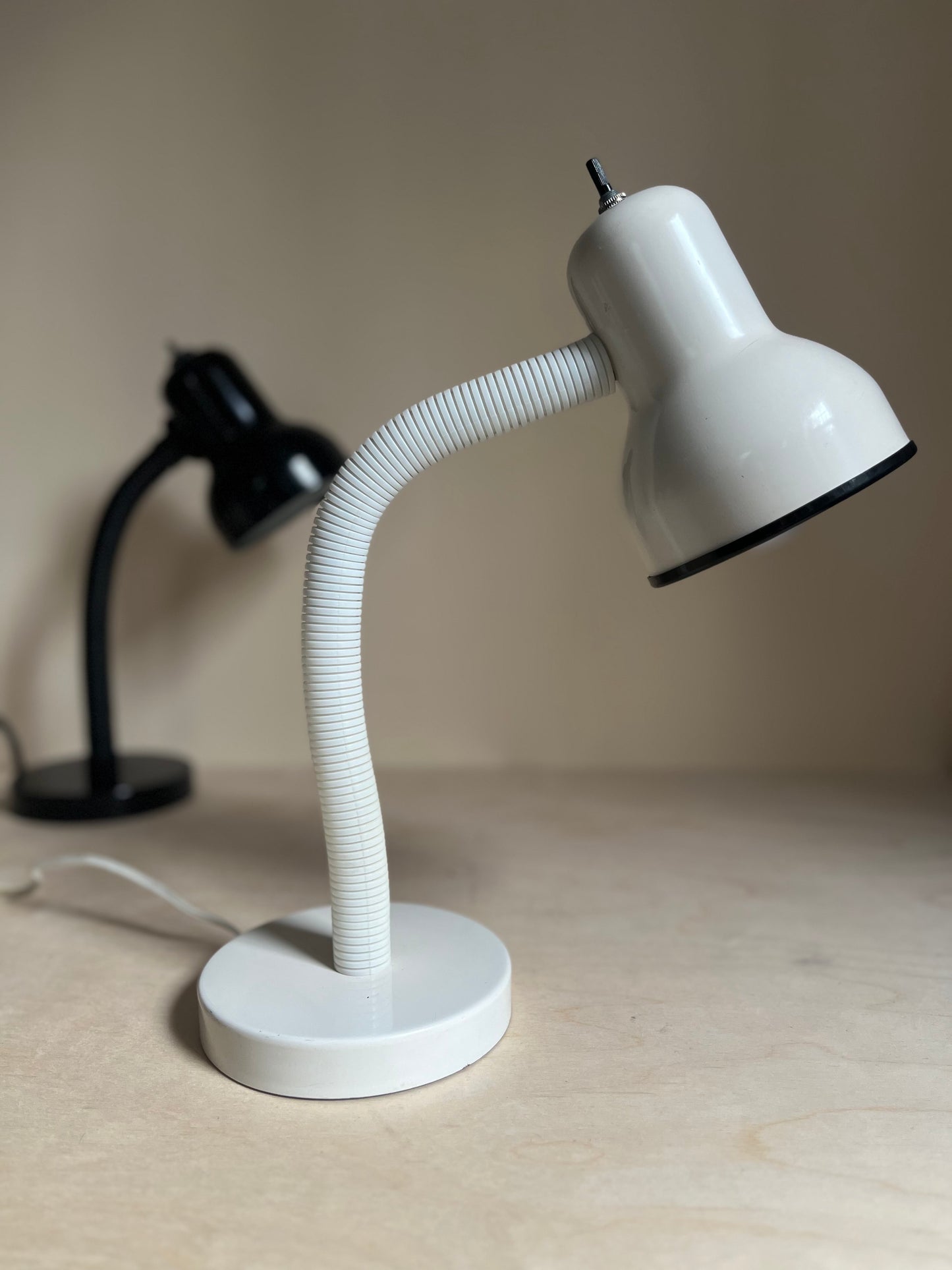 1980s Off White Gooseneck Lamp | MCM Revival Lighting