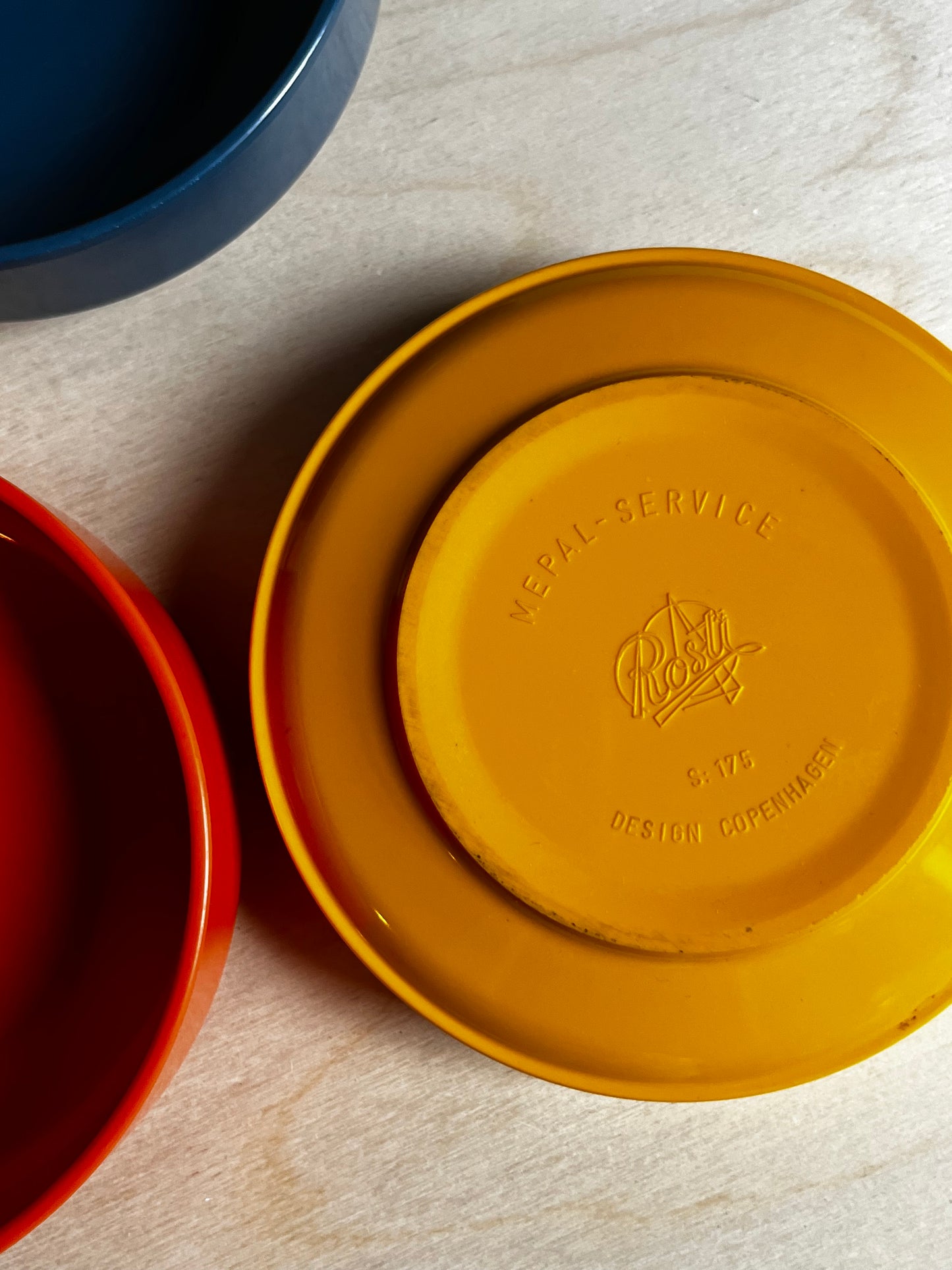 Rosti Mepal Melamine Snack Bowls | Set of 7 |Danish Modern Primary Colors