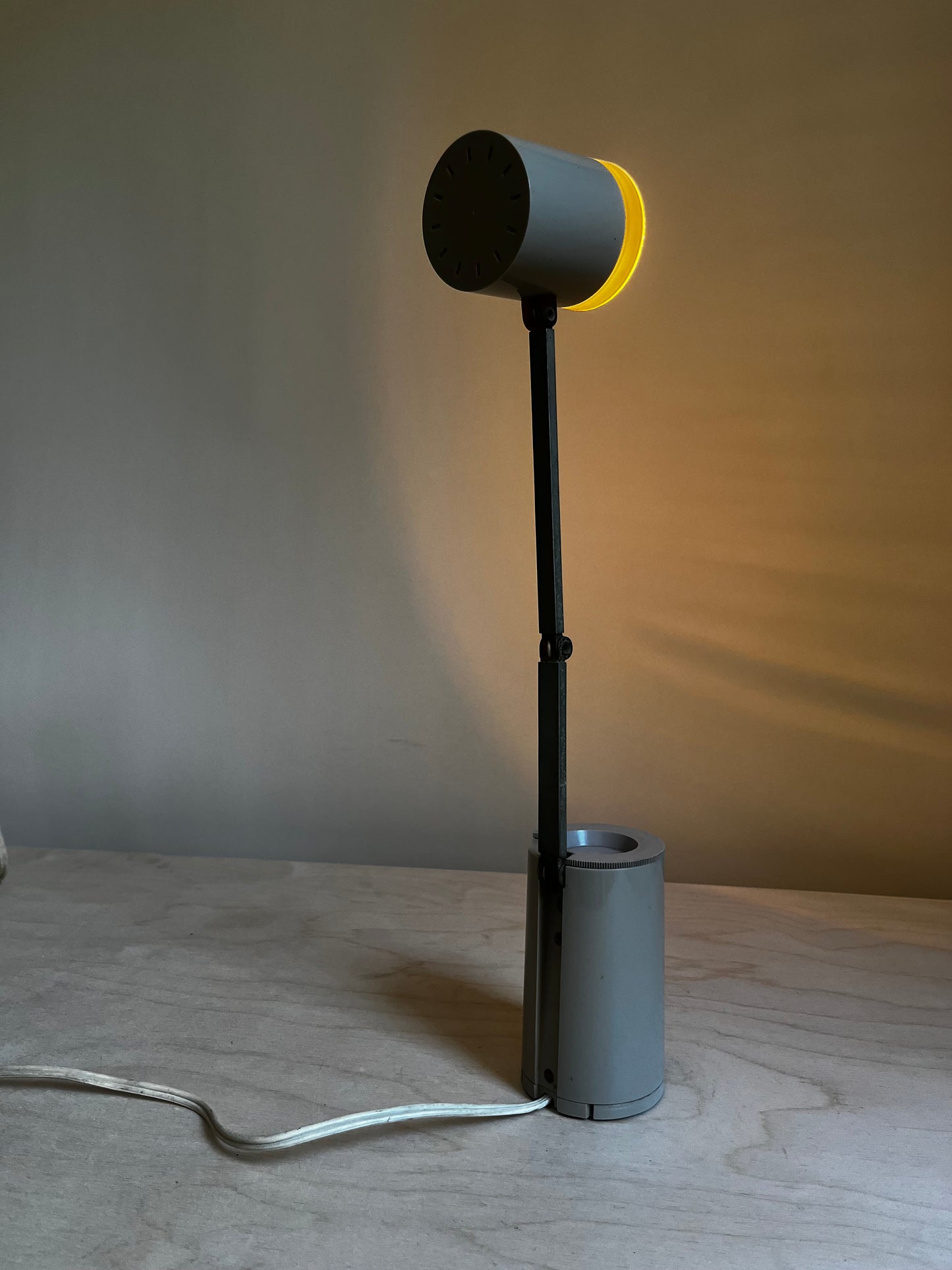 Lloyd-Lamp Model 5E40 Adjustable Task Lamp | Made in Japan