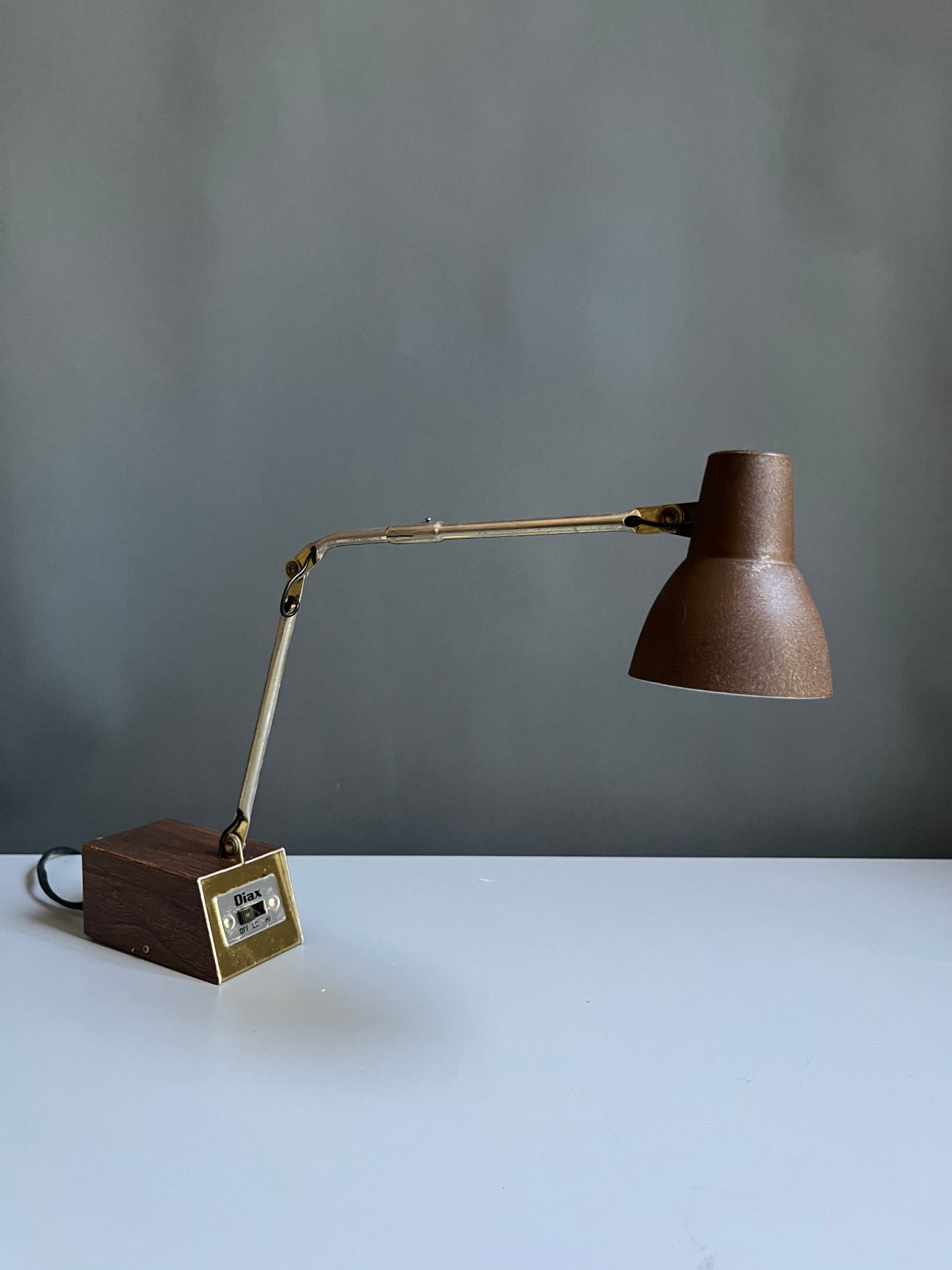 MCM Diax Tensor Lamp